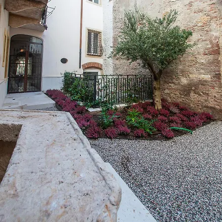 Apartment Palazzo Reggiani - Maria Callas