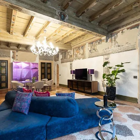 Palazzo Reggiani - Maria Callas Appartement *
