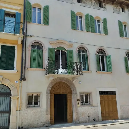 Palazzo Reggiani - Maria Callas Apartment *