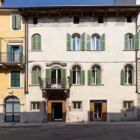 Palazzo Reggiani - Maria Callas Appartement